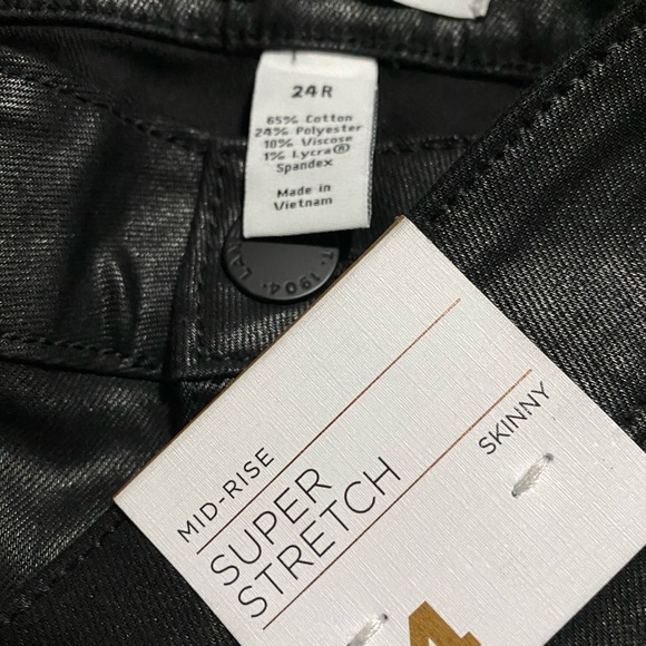 NWT Lane Bryant plus size 24 ruffle hem black jean - Picture 5 of 9